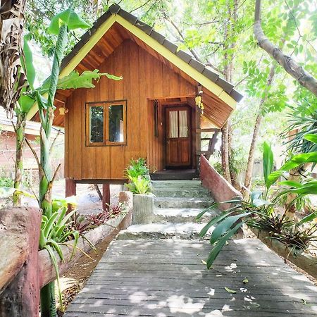 Oyo 604 Ruen Mai Horm Resort Trang Zewnętrze zdjęcie