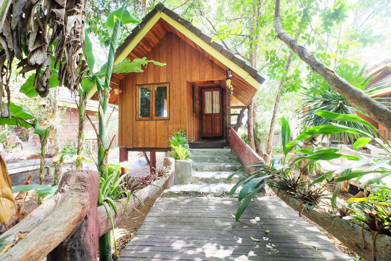 Oyo 604 Ruen Mai Horm Resort Trang Zewnętrze zdjęcie