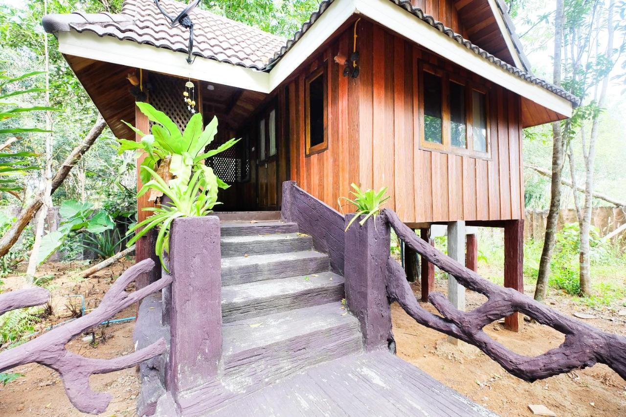 Oyo 604 Ruen Mai Horm Resort Trang Zewnętrze zdjęcie